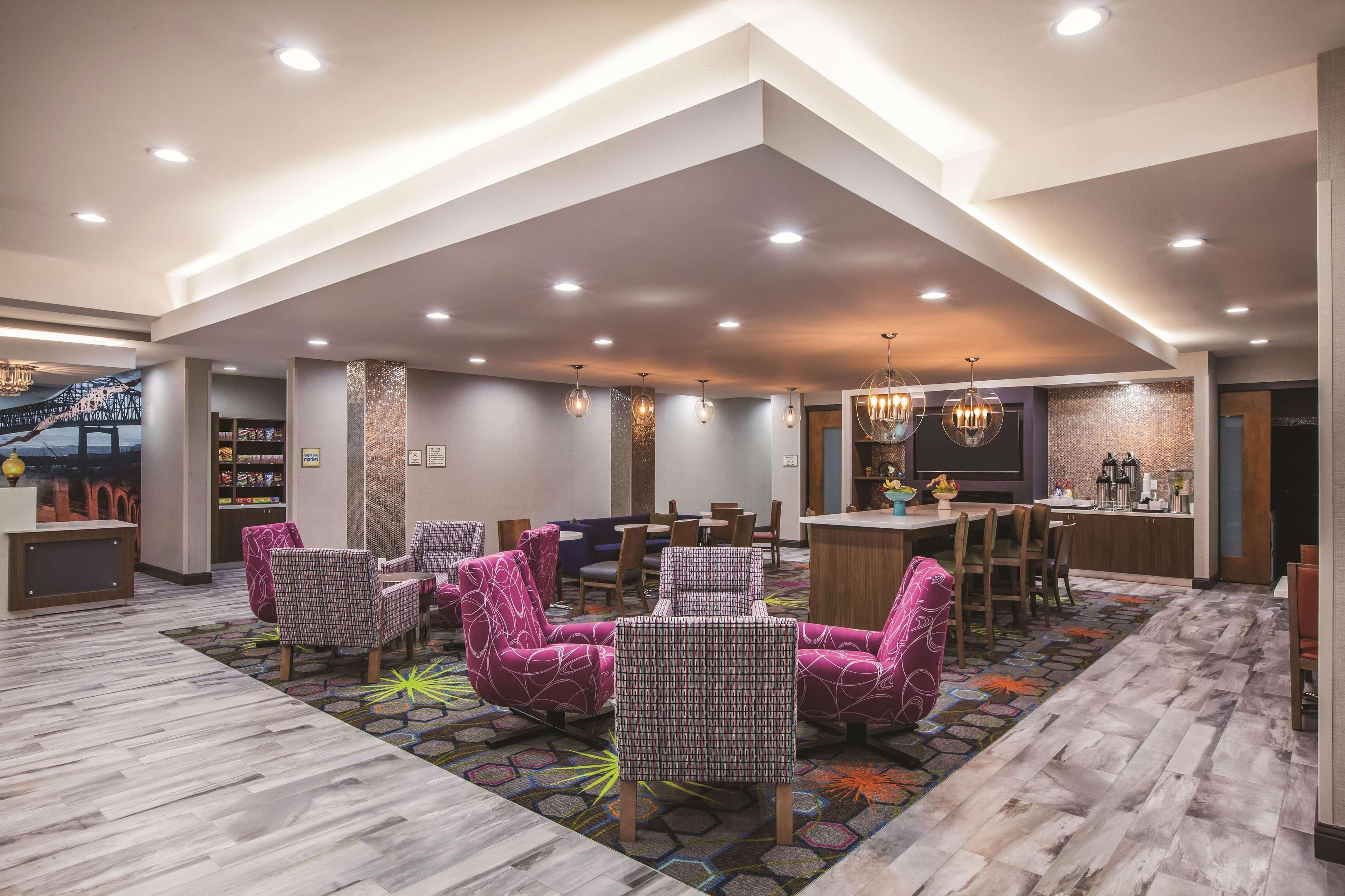 La Quinta Inn & Suites Port Allen La Εξωτερικό φωτογραφία