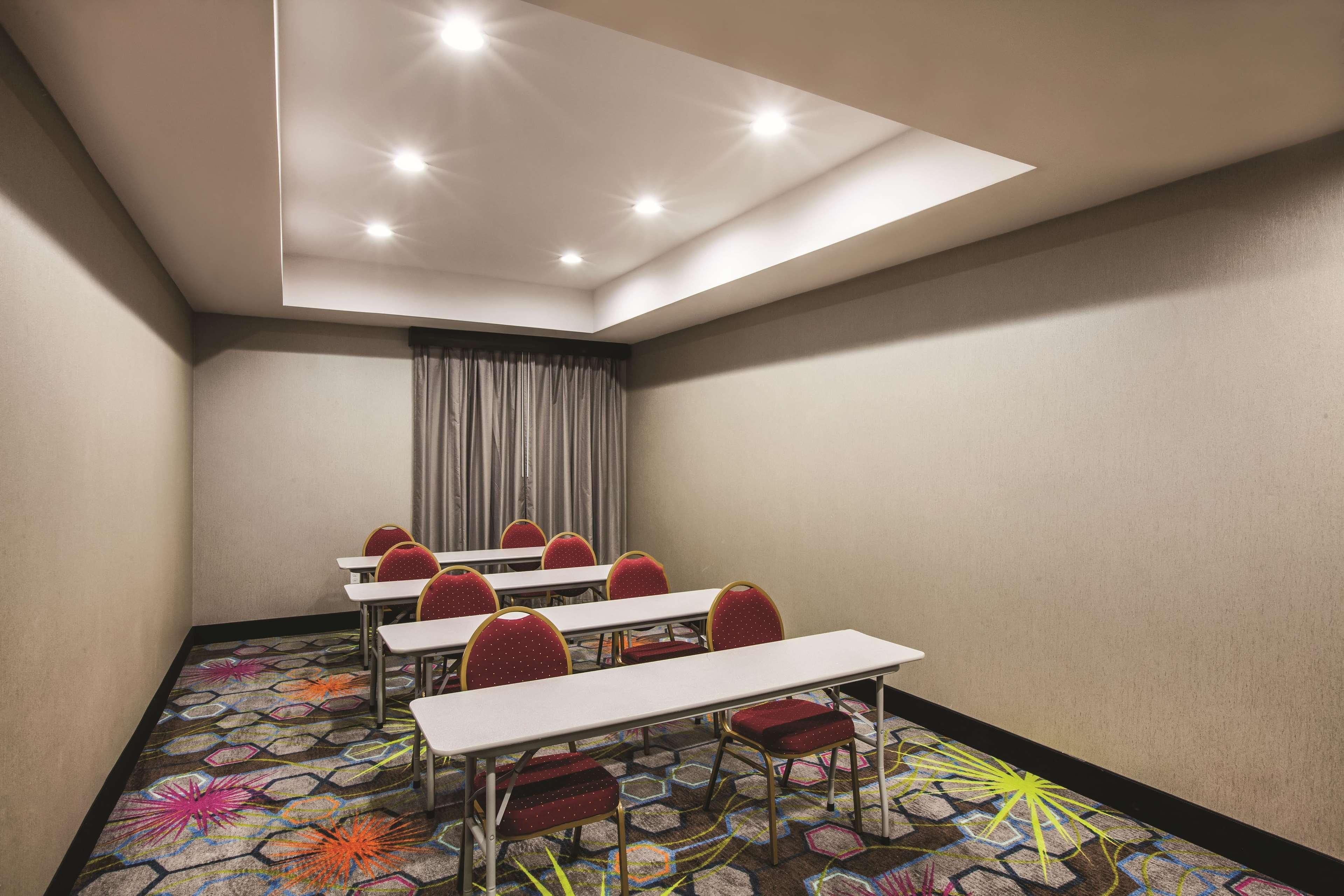 La Quinta Inn & Suites Port Allen La Εξωτερικό φωτογραφία