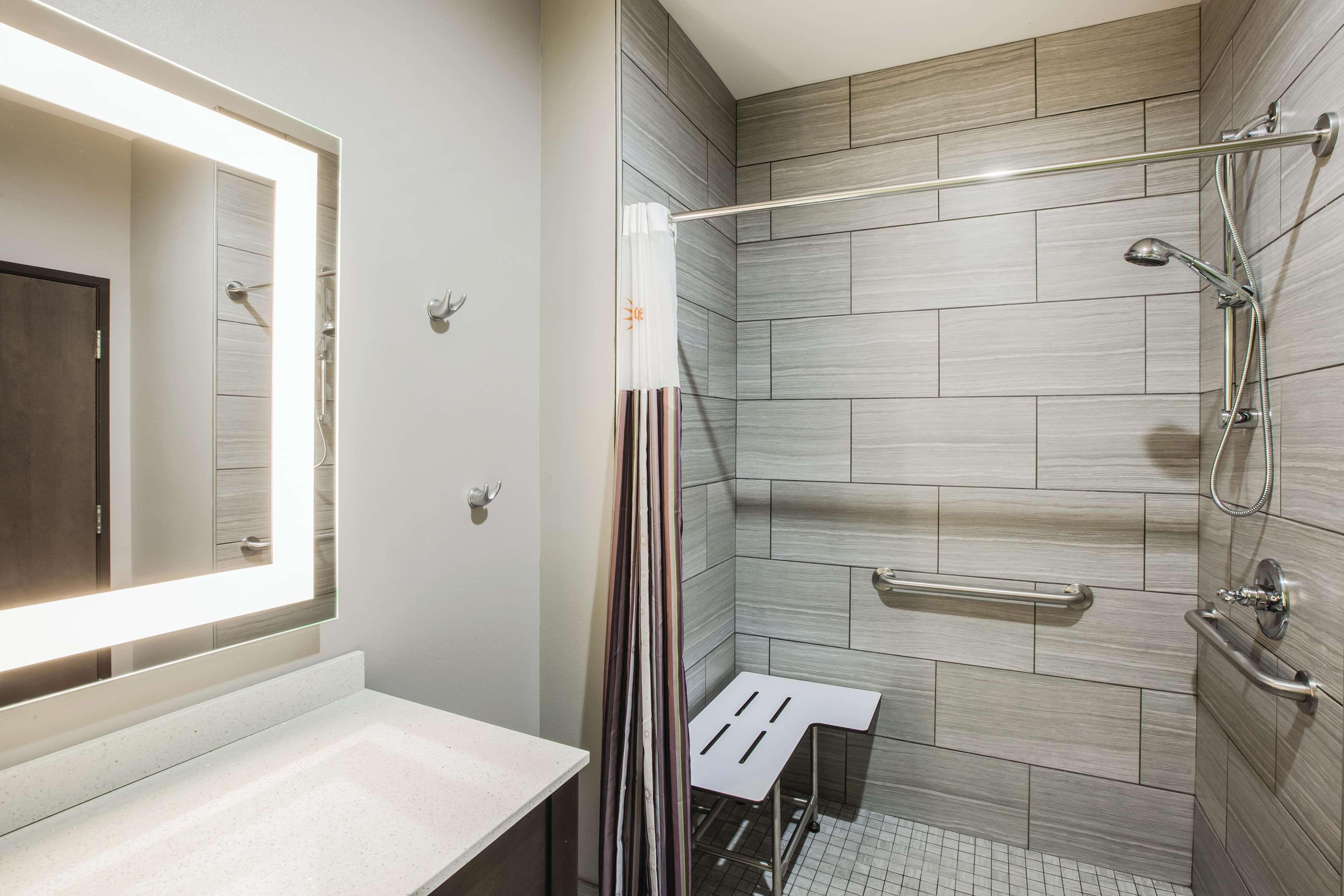 La Quinta Inn & Suites Port Allen La Εξωτερικό φωτογραφία